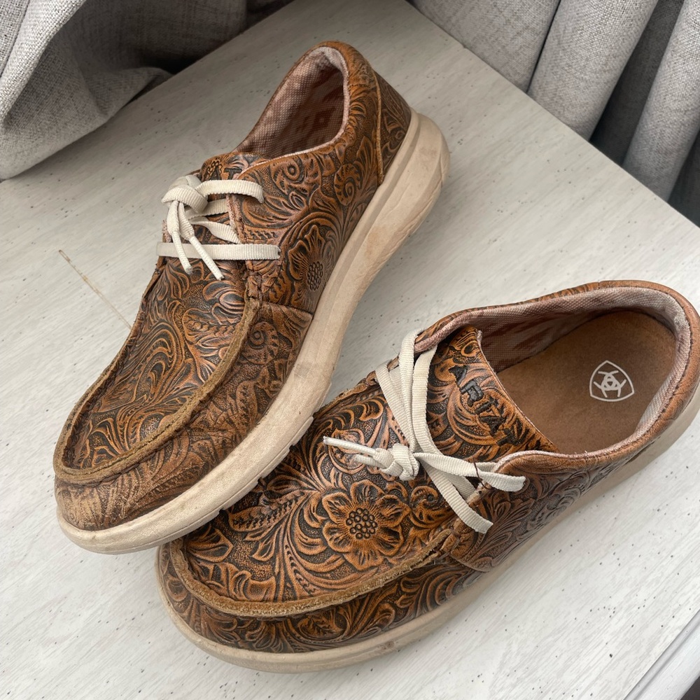 Ariat Hilo Leather Shoes - Picture 2 of 10